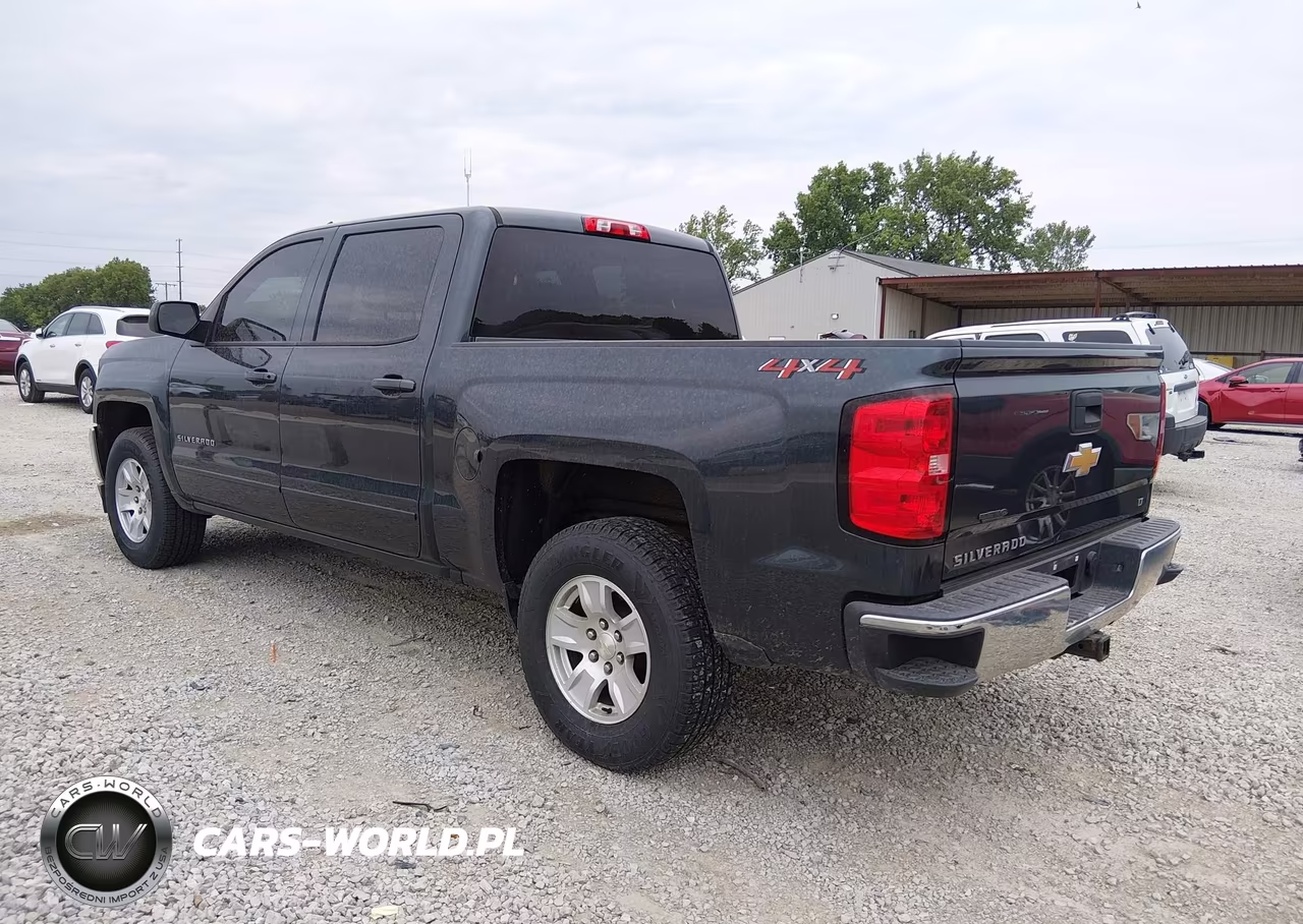 2018 Chevrolet Silverado 1500 1Lt VIN:3GCUKREH3JG322479 - 3