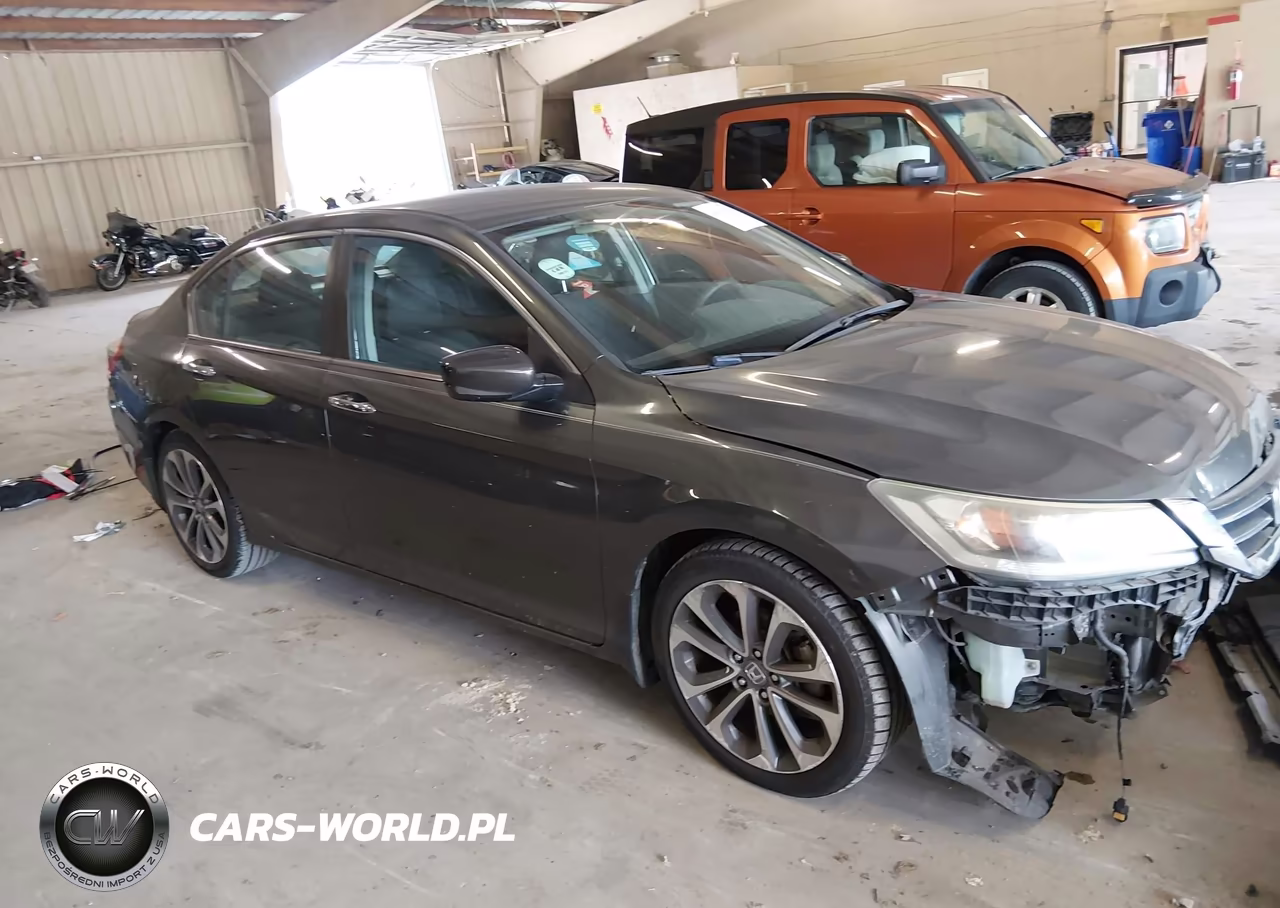 2015 Honda Accord Sport VIN:1HGCR2F50FA052802 - 14