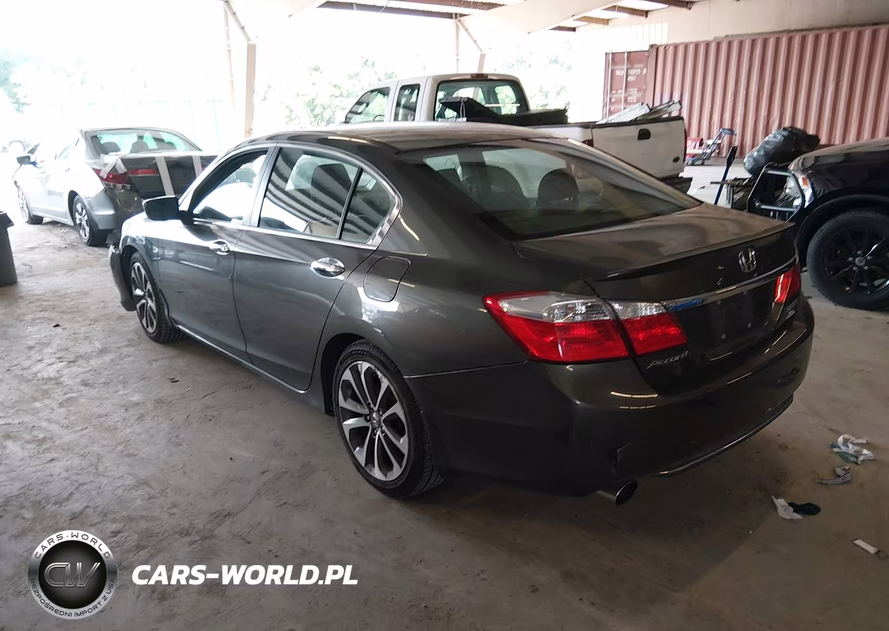 2015 Honda Accord Sport VIN:1HGCR2F50FA052802 - 3
