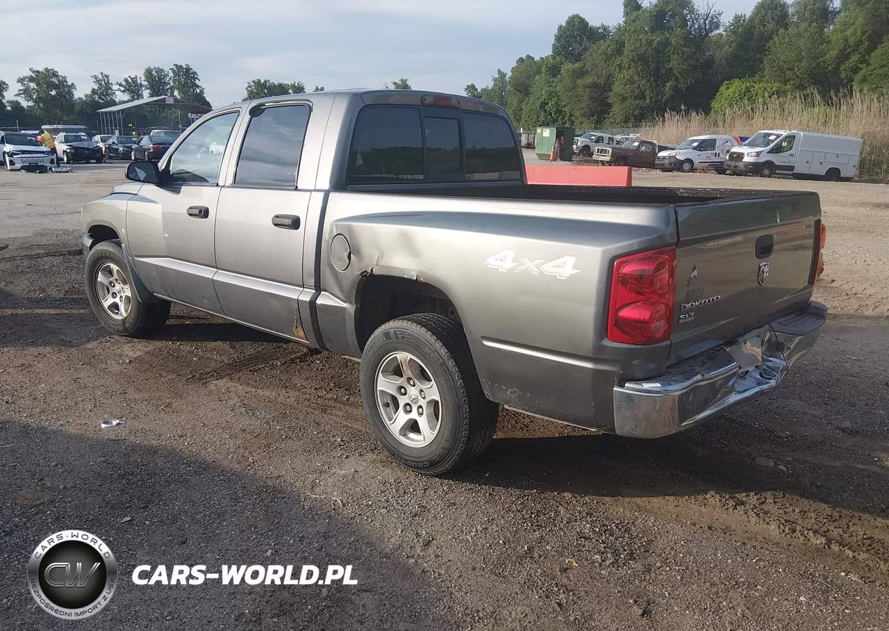 2005 Dodge Dakota Slt VIN:1D7HW48K35S210561 - 3