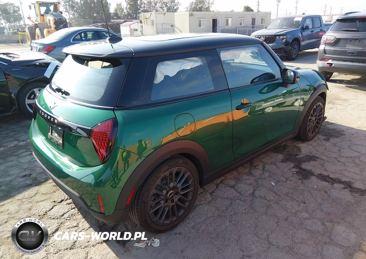 2026 Mini Hardtop Cooper VIN:WMW13GD01T2X89716 - 4
