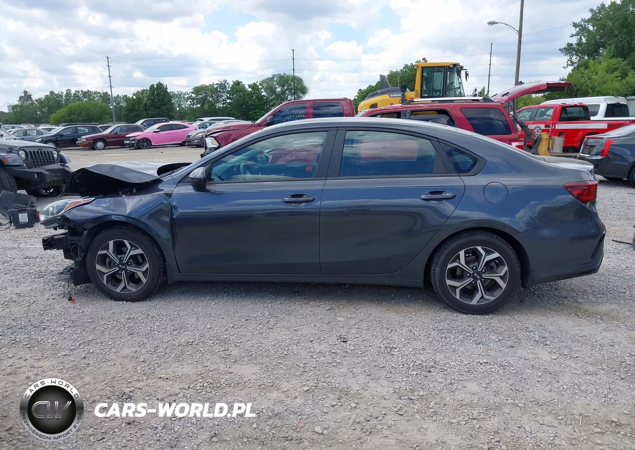 2021 Kia Forte Lxs VIN:3KPF24AD3ME267692 - 15