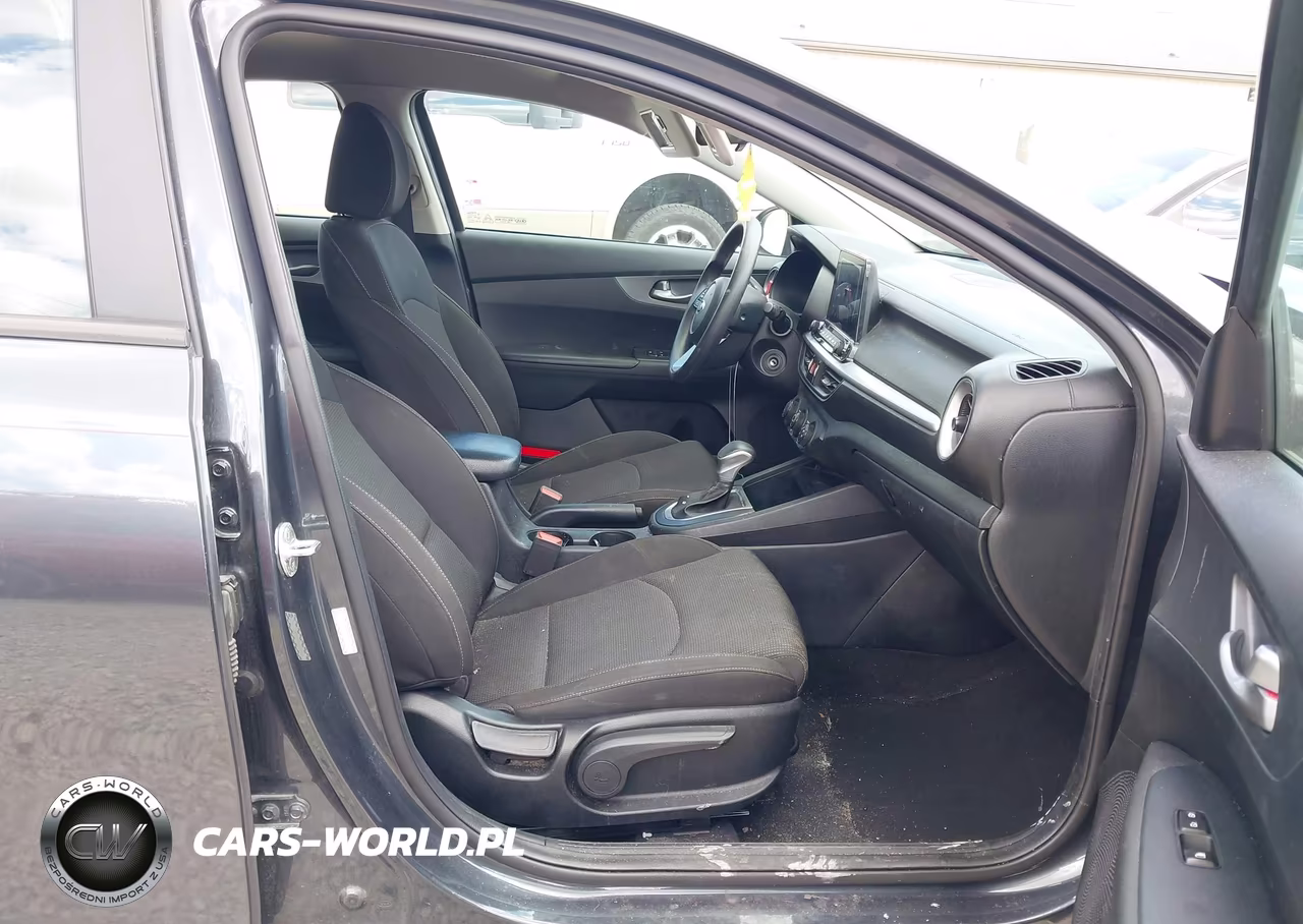2021 Kia Forte Lxs VIN:3KPF24AD3ME267692 - 5