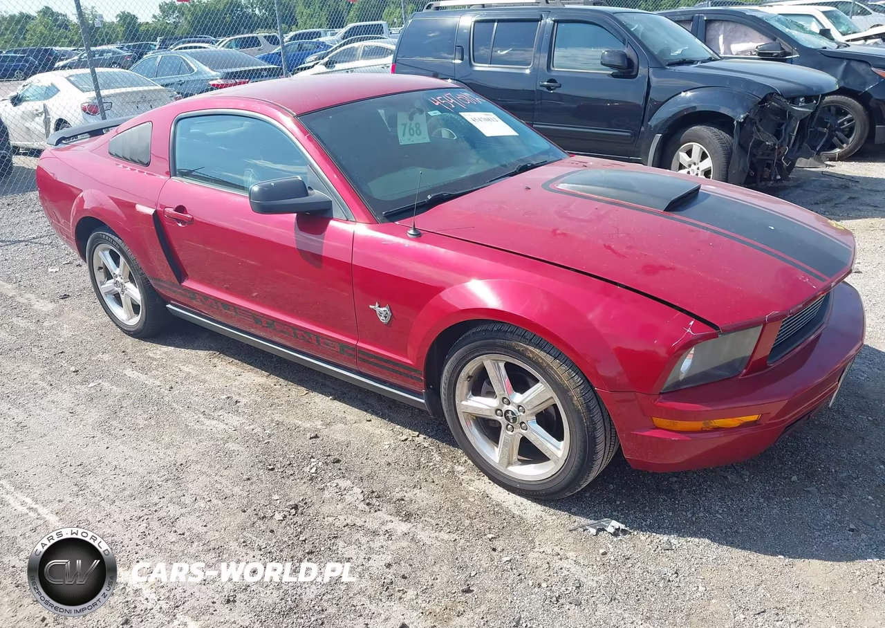 2009 Ford Mustang V6-V6 Premium
