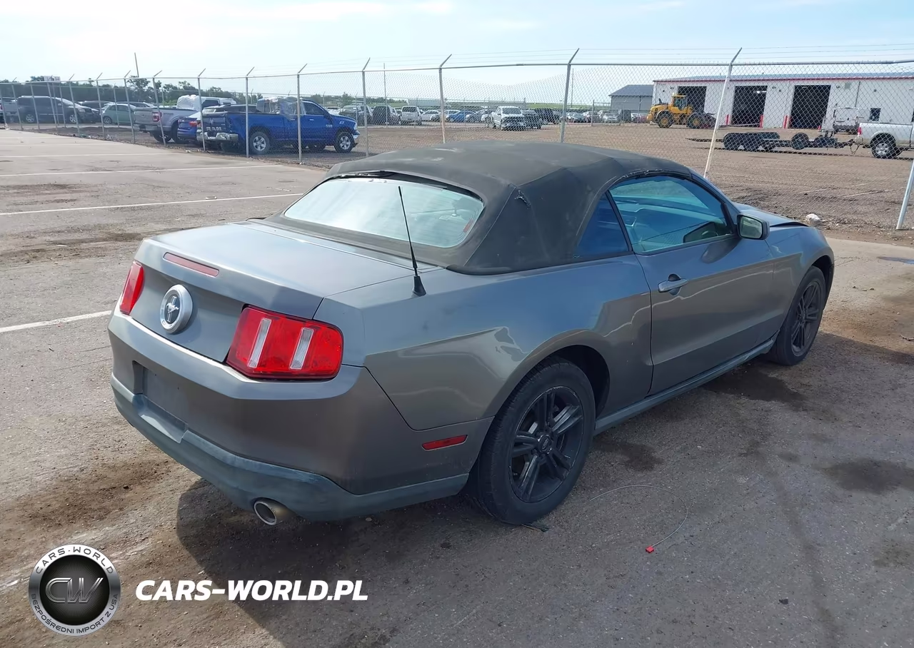 2010 Ford Mustang V6-V6 Premium VIN:1ZVBP8EN5A5140442 - 4