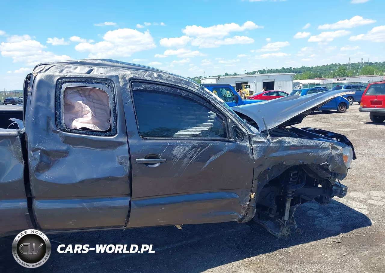 2013 Toyota Tacoma Base V6 VIN:5TFUU4EN1DX057774 - 6