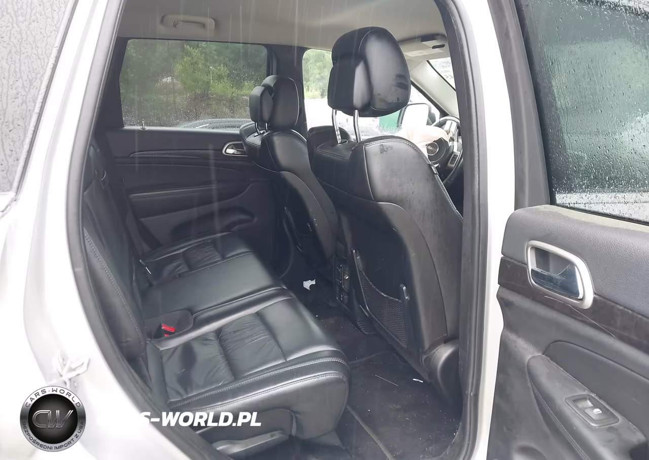 2011 Jeep Grand Cherokee Laredo VIN:1J4RR4GG1BC522414 - 8