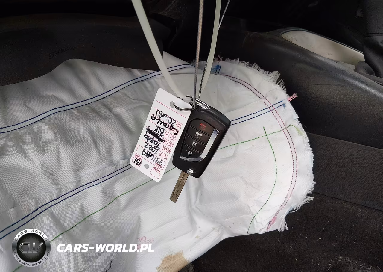 2022 Toyota Corolla Le VIN:JTDEPMAE7NJ201690 - 11