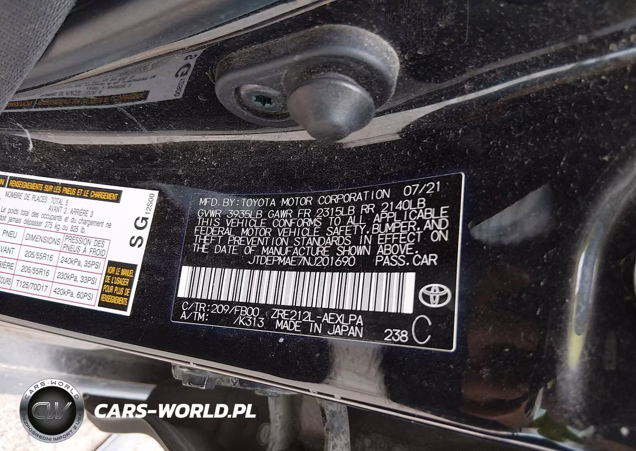 2022 Toyota Corolla Le VIN:JTDEPMAE7NJ201690 - 9