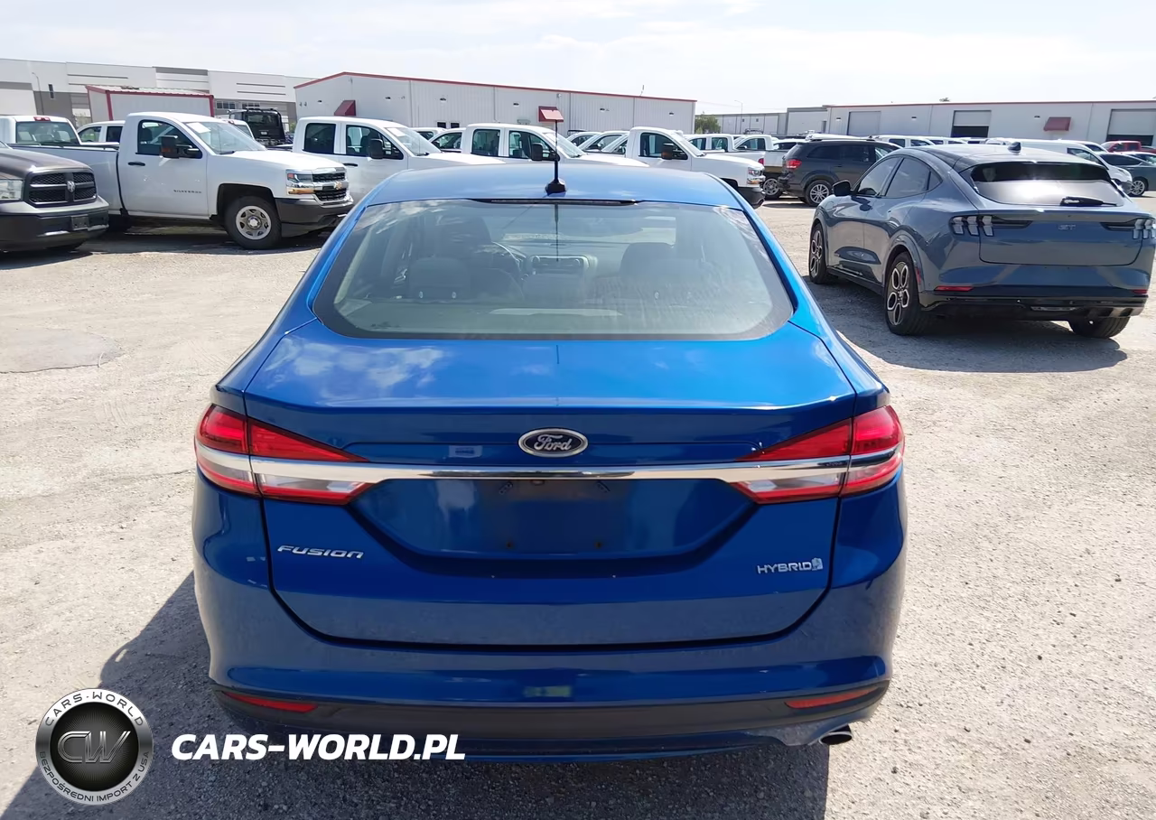 2018 Ford Fusion Hybrid S VIN:3FA6P0UU2JR235865 - 17