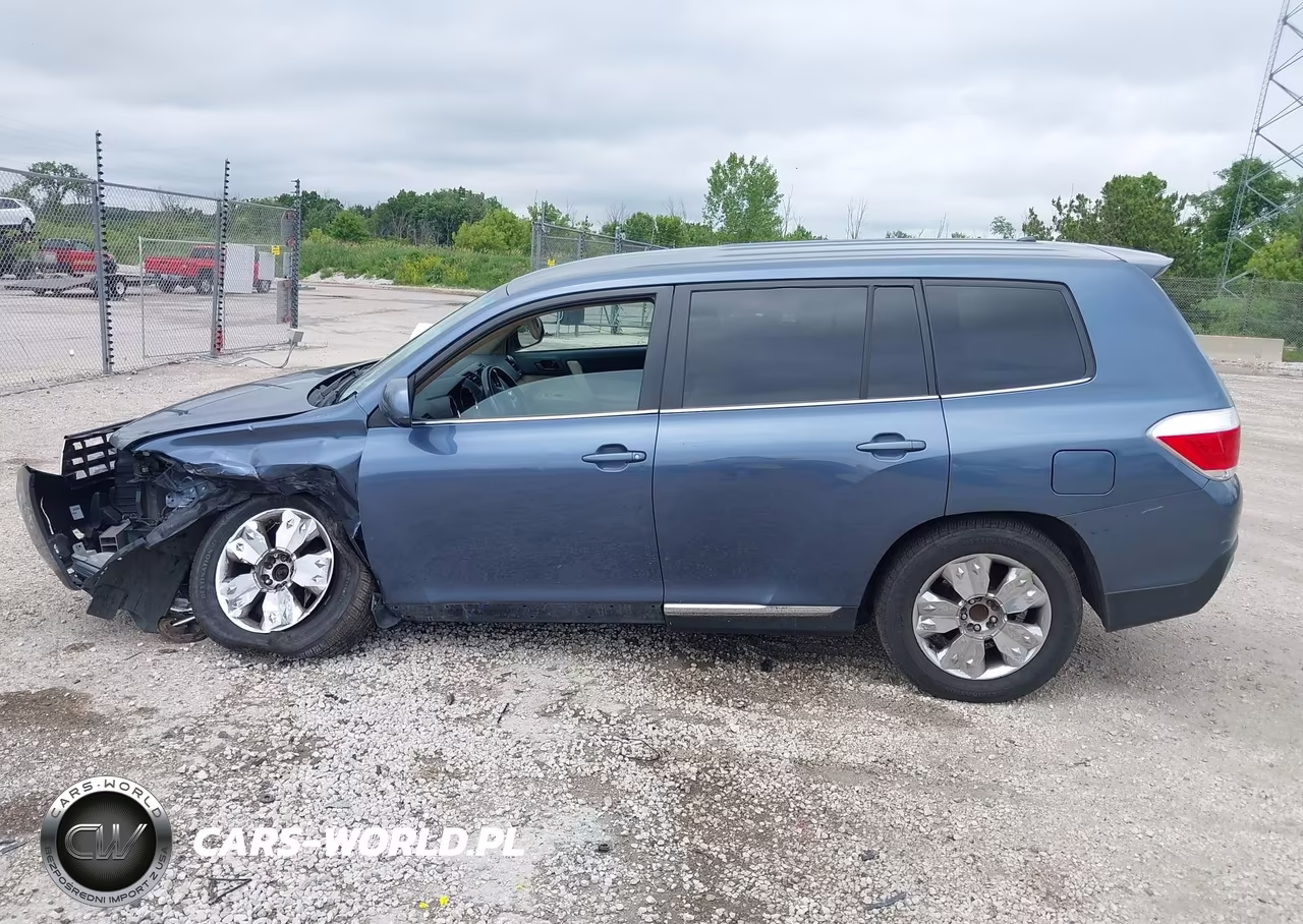 2011 Toyota Highlander VIN:5TDZA3EH8BS009016 - 13