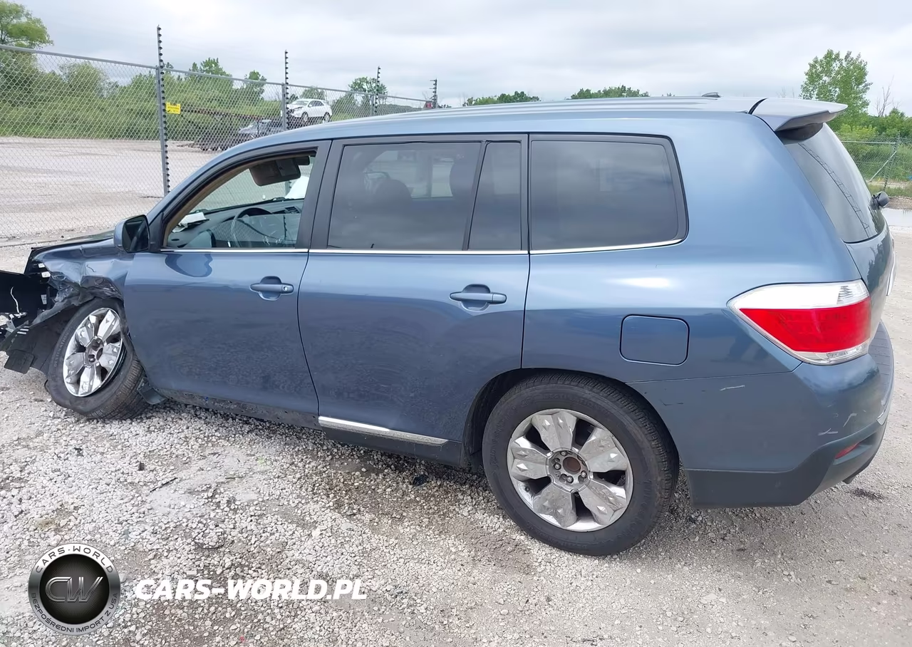 2011 Toyota Highlander VIN:5TDZA3EH8BS009016 - 3