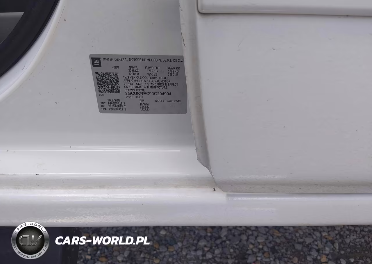 2018 Chevrolet Silverado 1500 2Lt VIN:3GCUKREC9JG294904 - 9