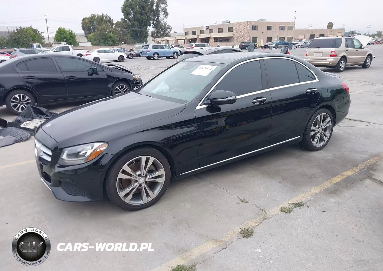 2016 Mercedes-Benz C 300 VIN:55SWF4JB8GU132711 - 2