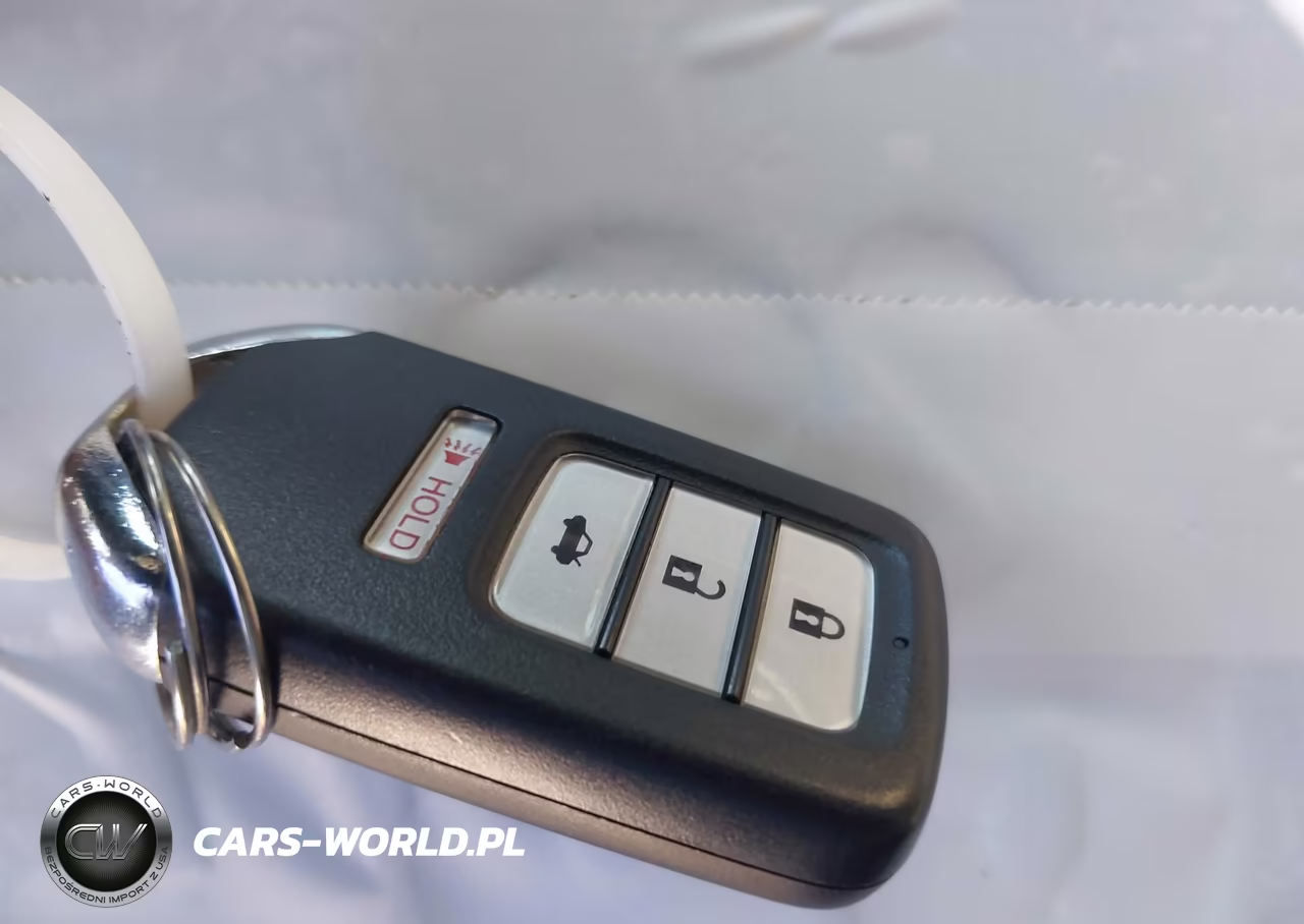 2015 Honda Accord Hybrid VIN:1HGCR6F34FA008520 - 11