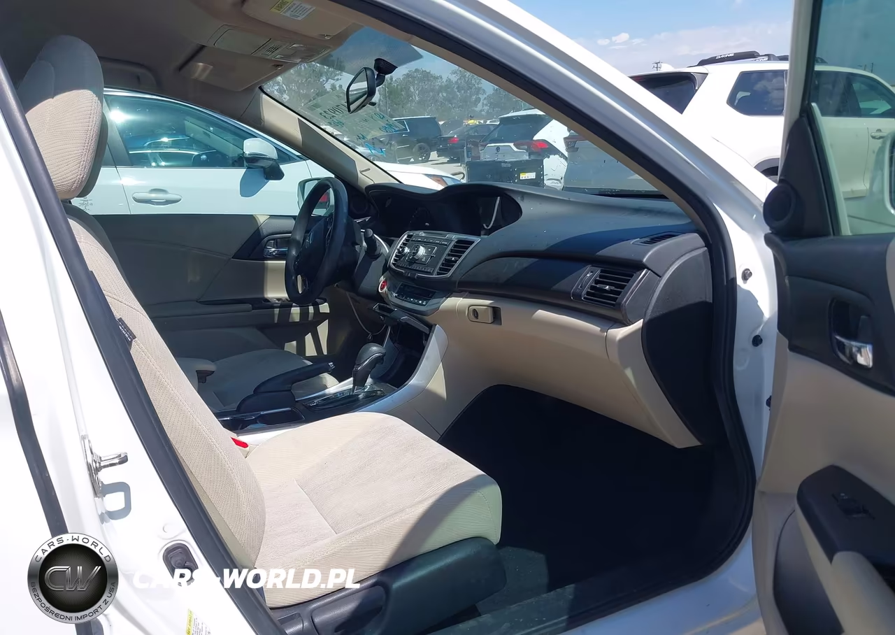 2015 Honda Accord Hybrid VIN:1HGCR6F34FA008520 - 5