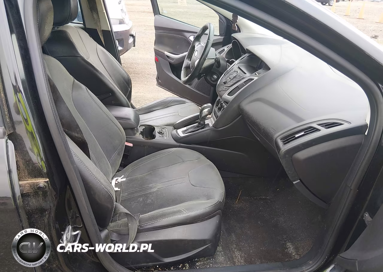 2013 Ford Focus Se VIN:1FADP3K28DL176186 - 5