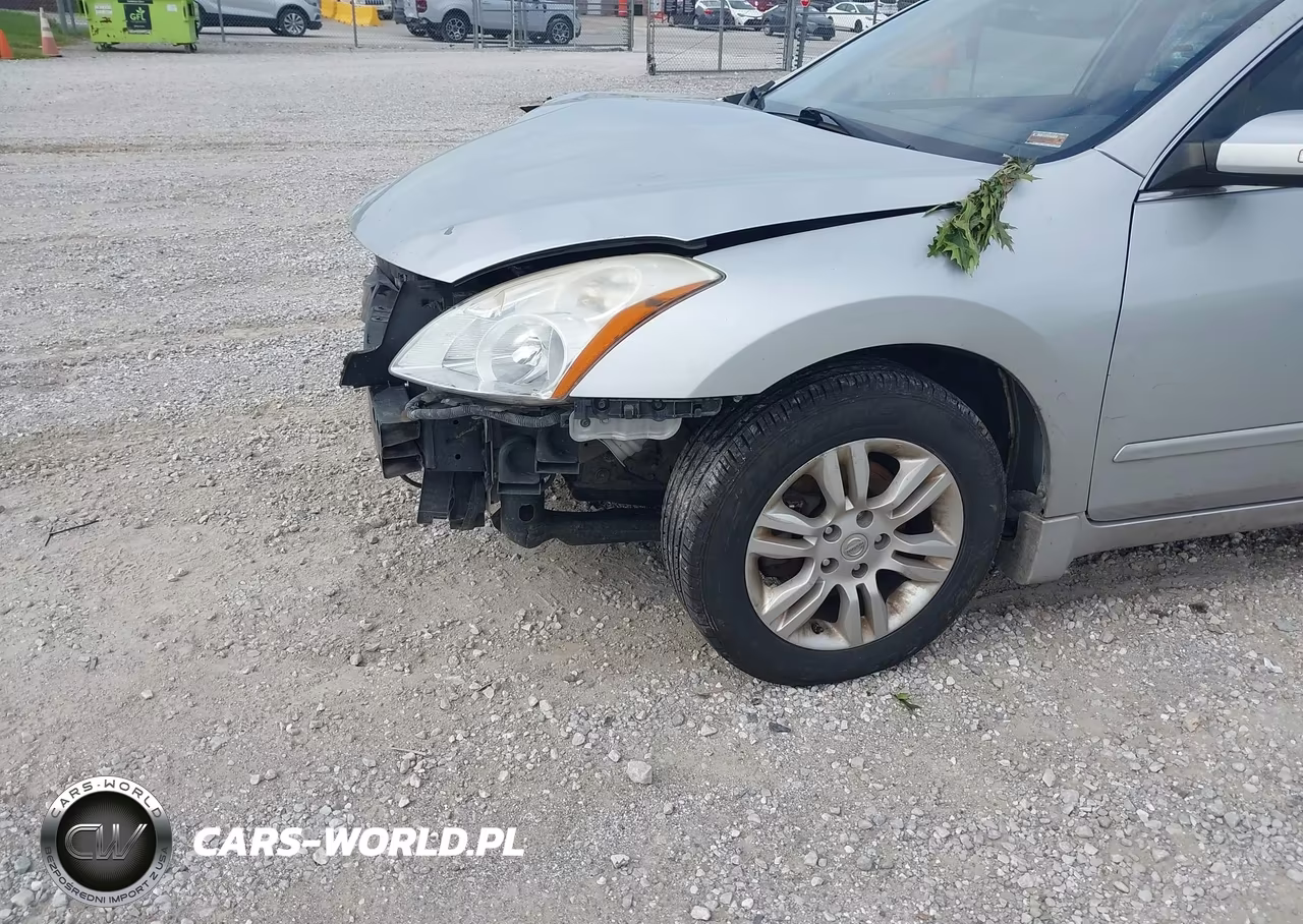 2011 Nissan Altima 2.5 S VIN:1N4AL2AP3BN499097 - 6