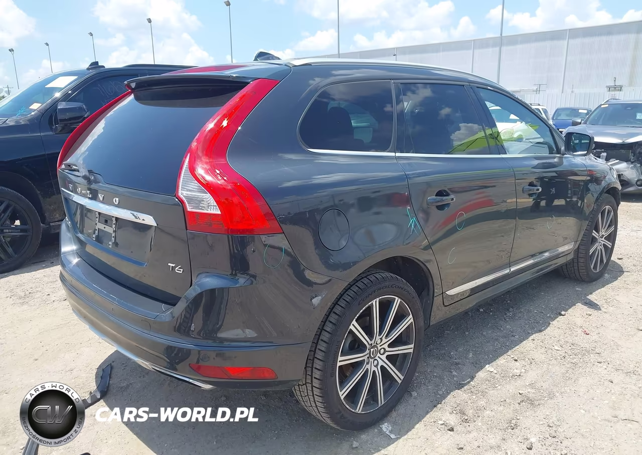 2015 Volvo Xc60 T6 Platinum VIN:YV449MDM0F2758989 - 4