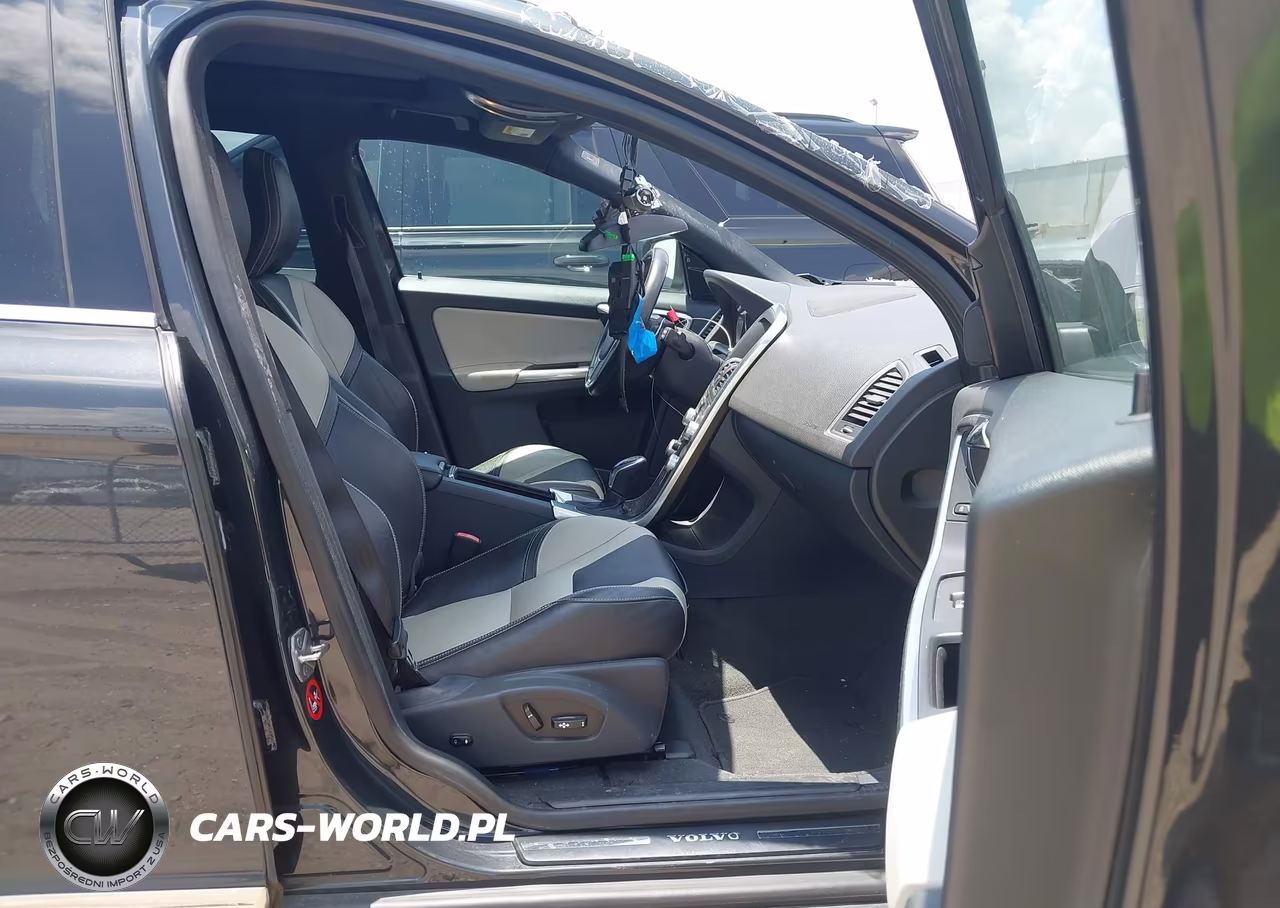 2015 Volvo Xc60 T6 Platinum VIN:YV449MDM0F2758989 - 5