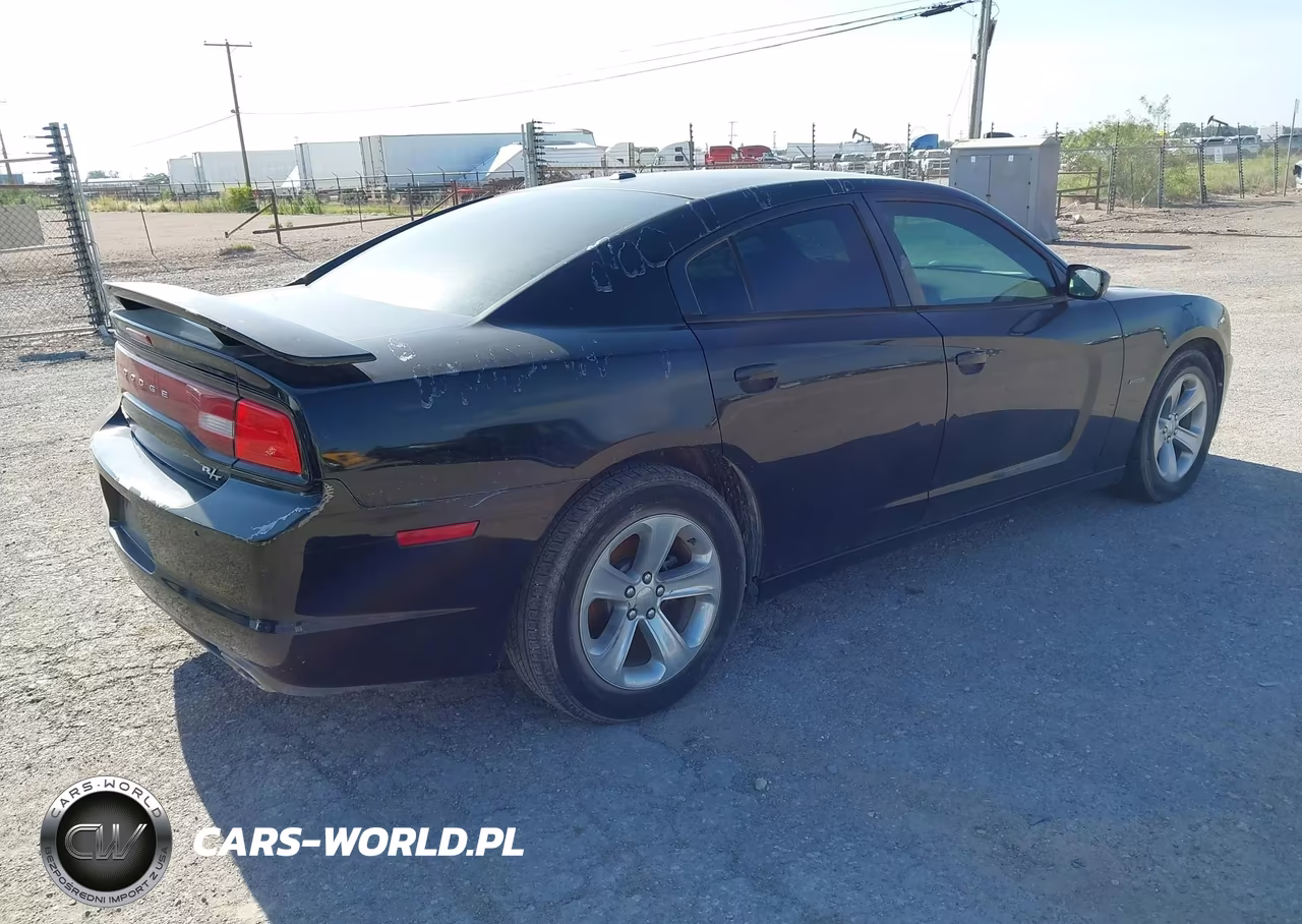 2013 Dodge Charger R-T Plus VIN:2C3CDXCT1DH730358 - 4