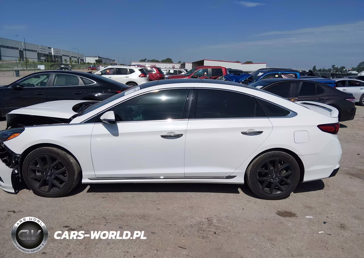 2019 Hyundai Sonata Limited 2.0T VIN:5NPE34AB9KH745842 - 14
