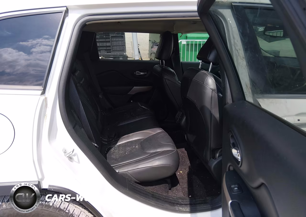 2017 Jeep Cherokee Limited VIN:1C4PJMDS0HW633766 - 8