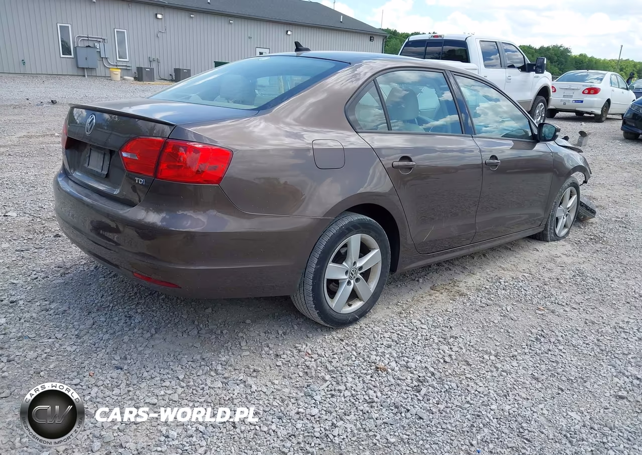 2012 Volkswagen Jetta 2.0L Tdi VIN:3VW3L7AJ5CM091432 - 4
