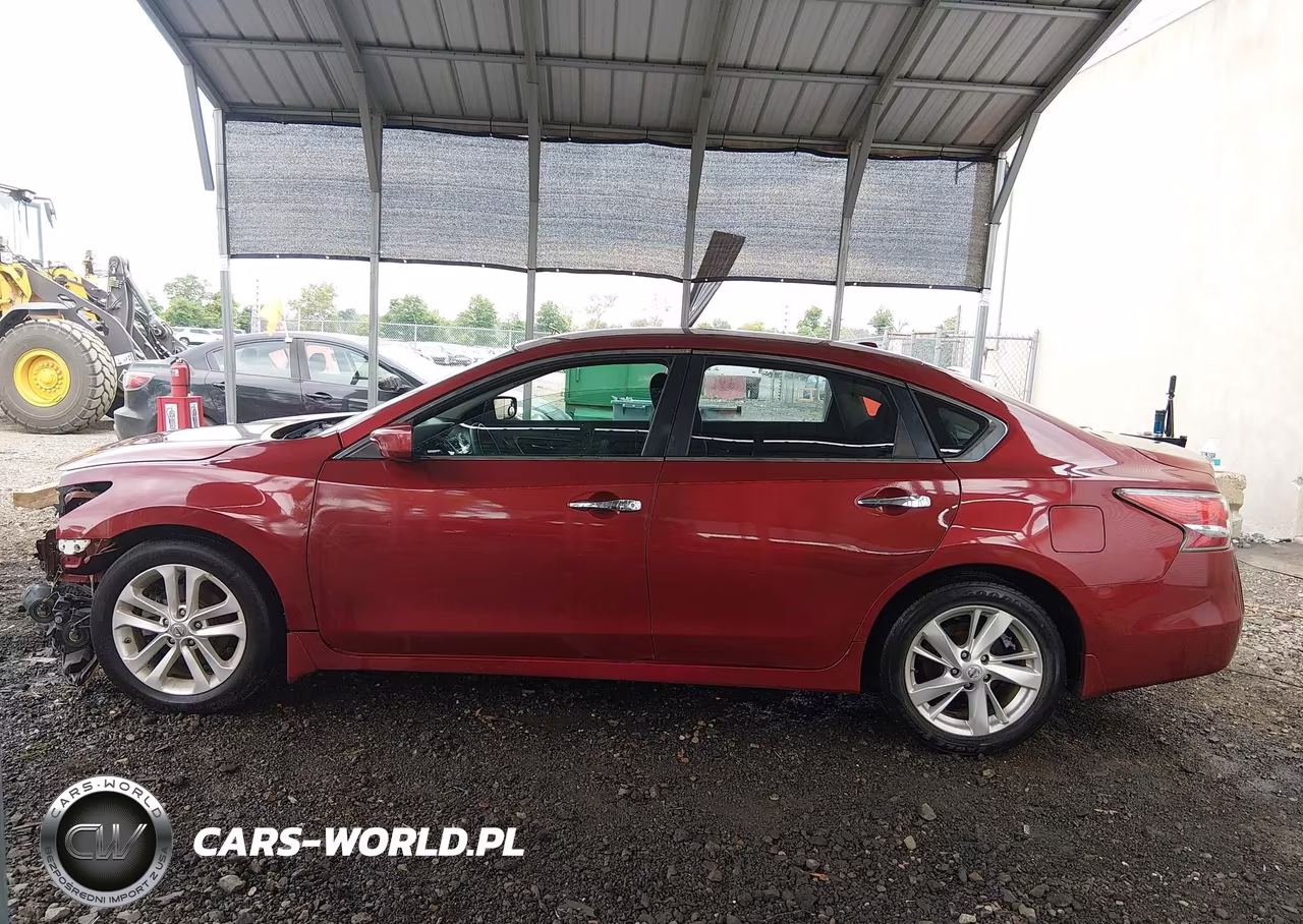 2015 Nissan Altima 2.5 S VIN:1N4AL3AP2FN340633 - 14