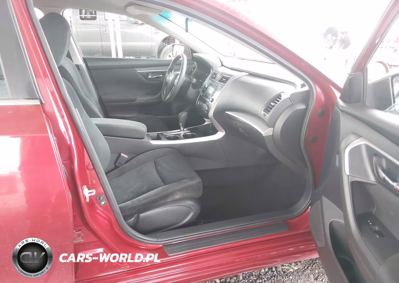 2015 Nissan Altima 2.5 S VIN:1N4AL3AP2FN340633 - 5