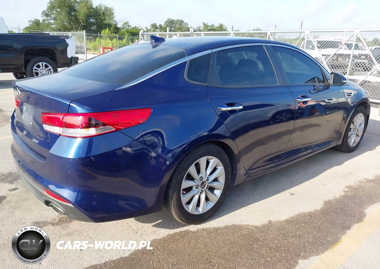 2017 Kia Optima Lx VIN:5XXGT4L36HG162955 - 4