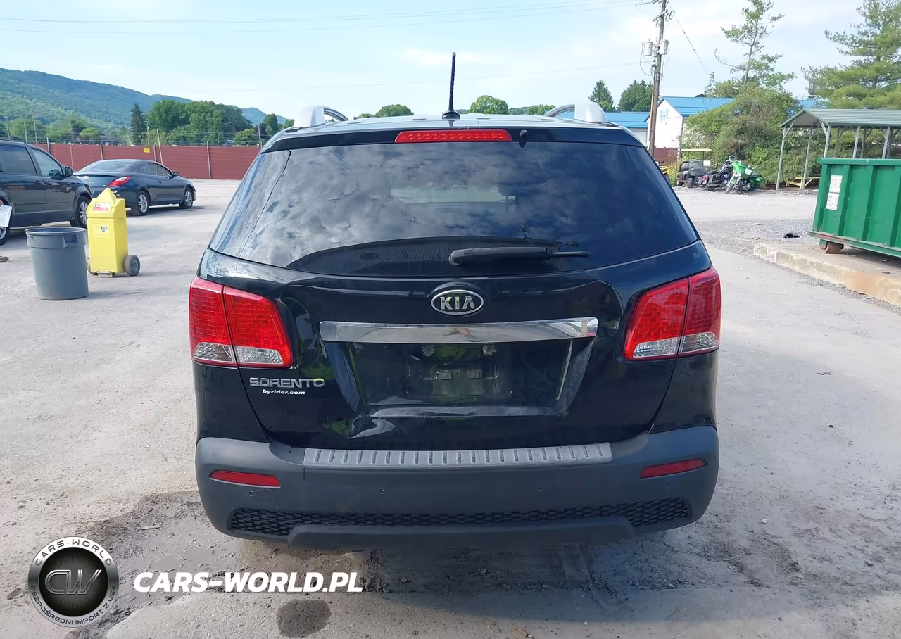 2011 Kia Sorento Lx VIN:5XYKT3A11BG125546 - 16