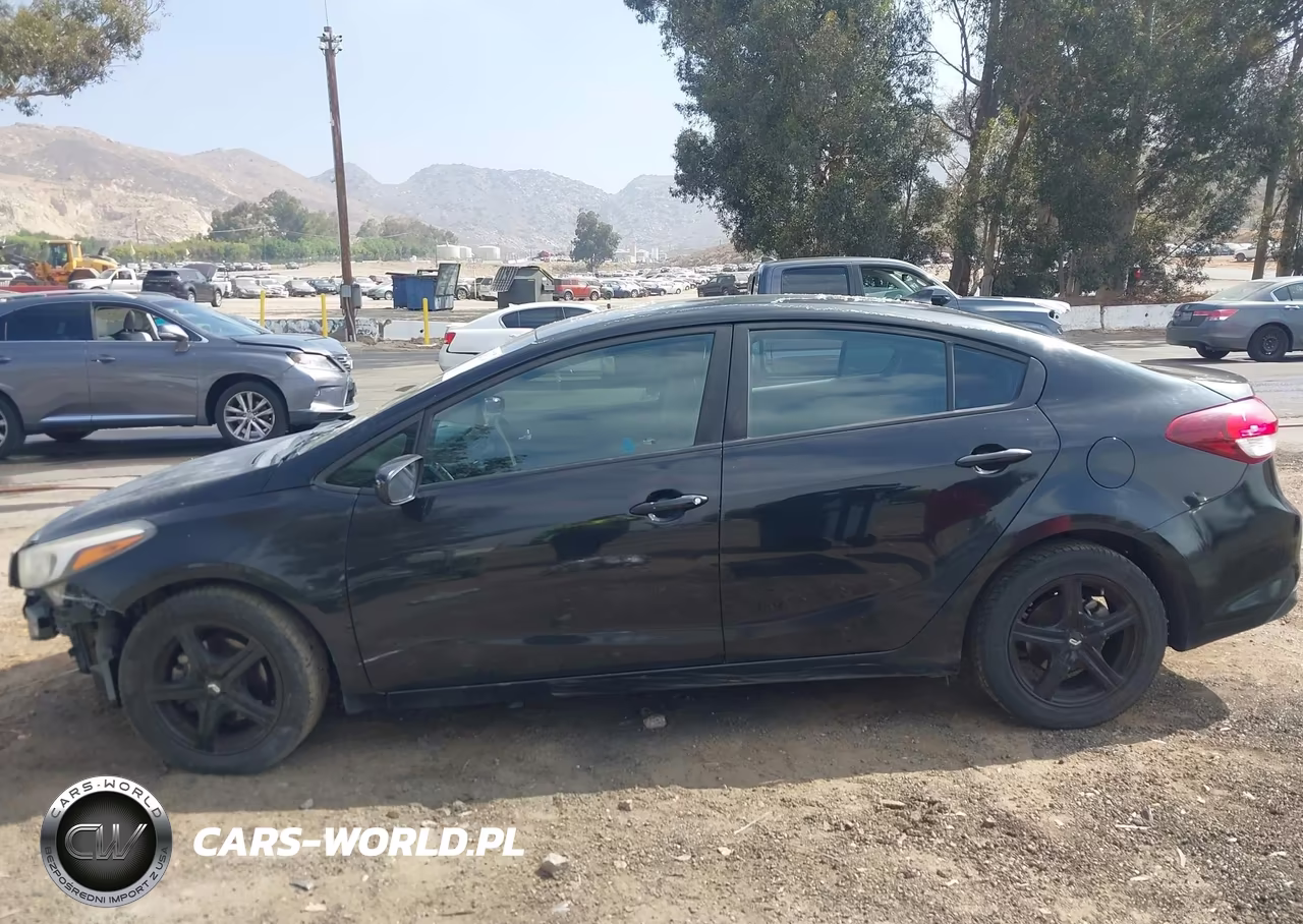 2017 Kia Forte Lx VIN:3KPFK4A72HE044124 - 14