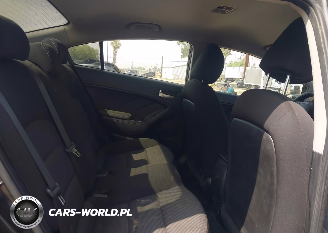2017 Kia Forte Lx VIN:3KPFK4A72HE044124 - 8