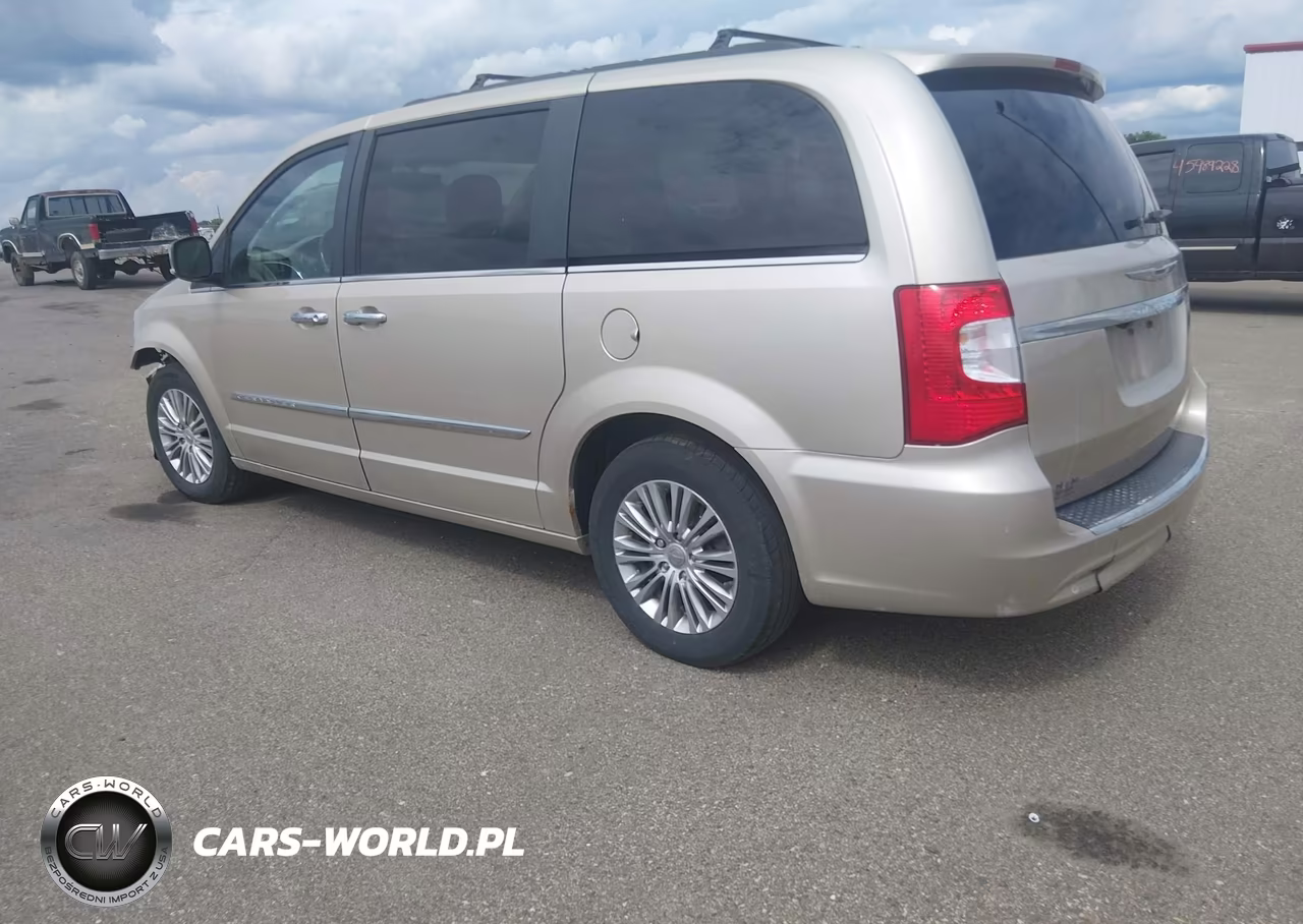 2013 Chrysler Town & Country Touring-L VIN:2C4RC1CG0DR616080 - 3