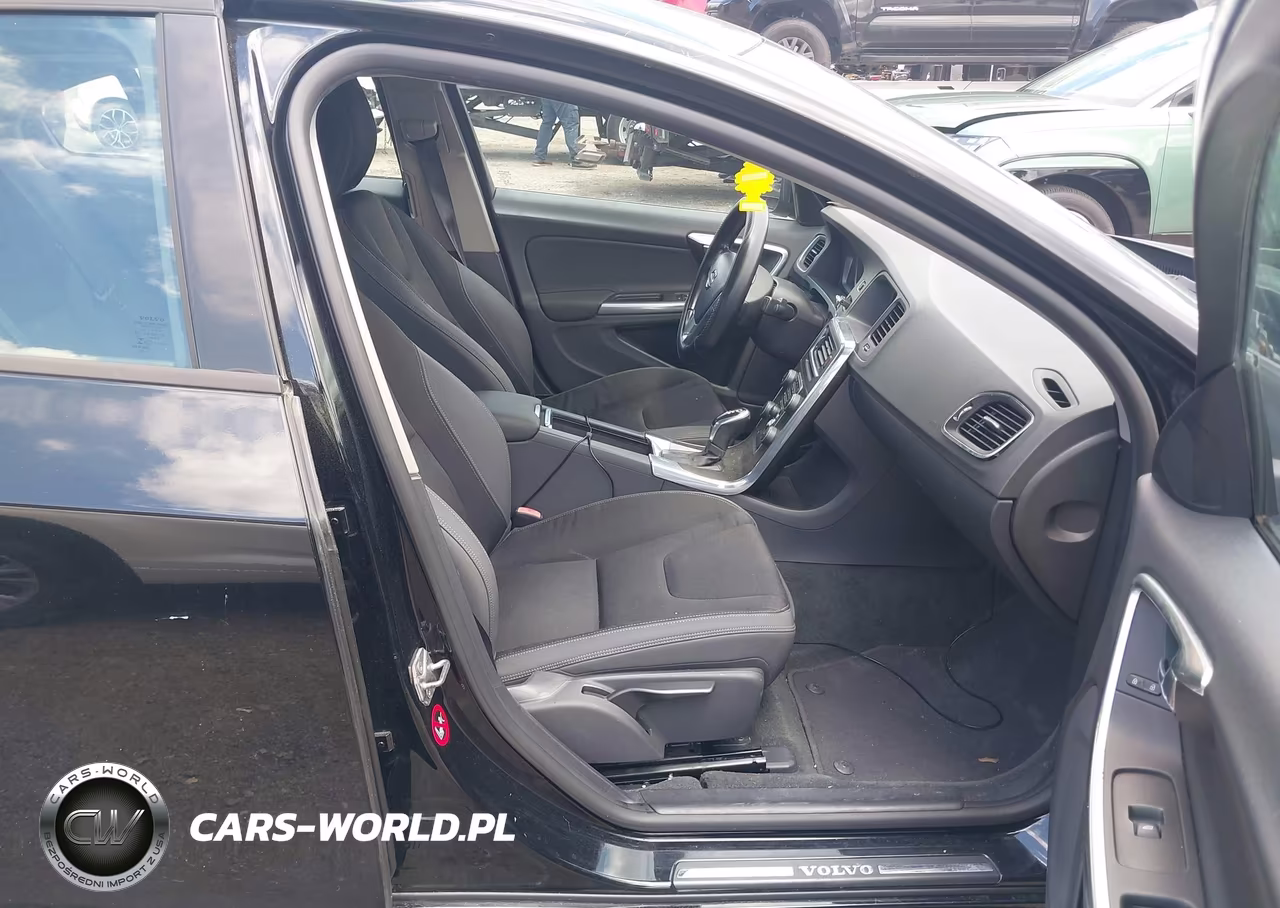 2014 Volvo S60 T5 VIN:YV1612FS0E2296543 - 5