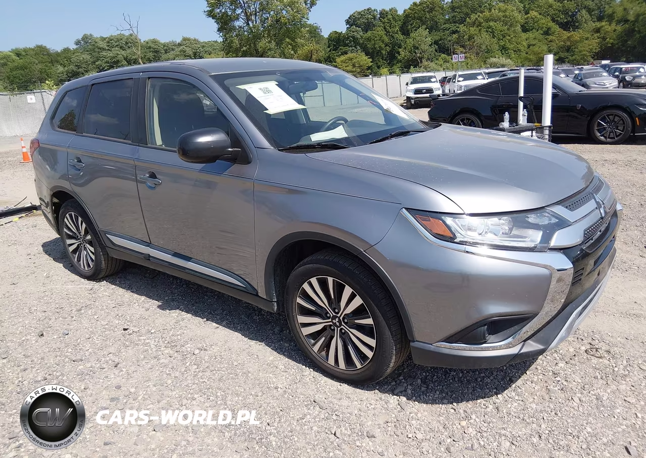 2019 Mitsubishi Outlander Es – zdjęcie 1 z 16