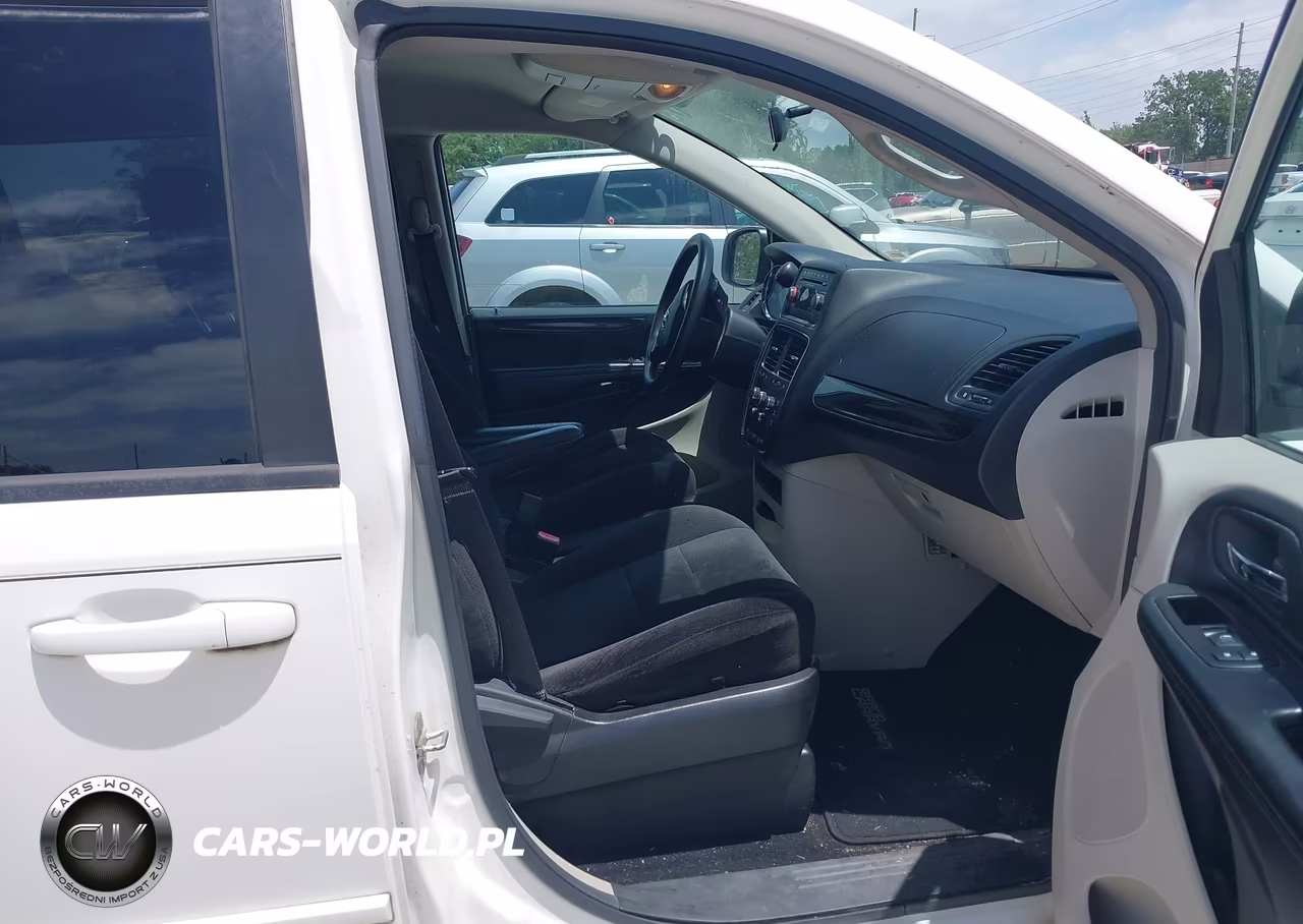 2013 Dodge Grand Caravan Sxt VIN:2C4RDGCG0DR520448 - 5