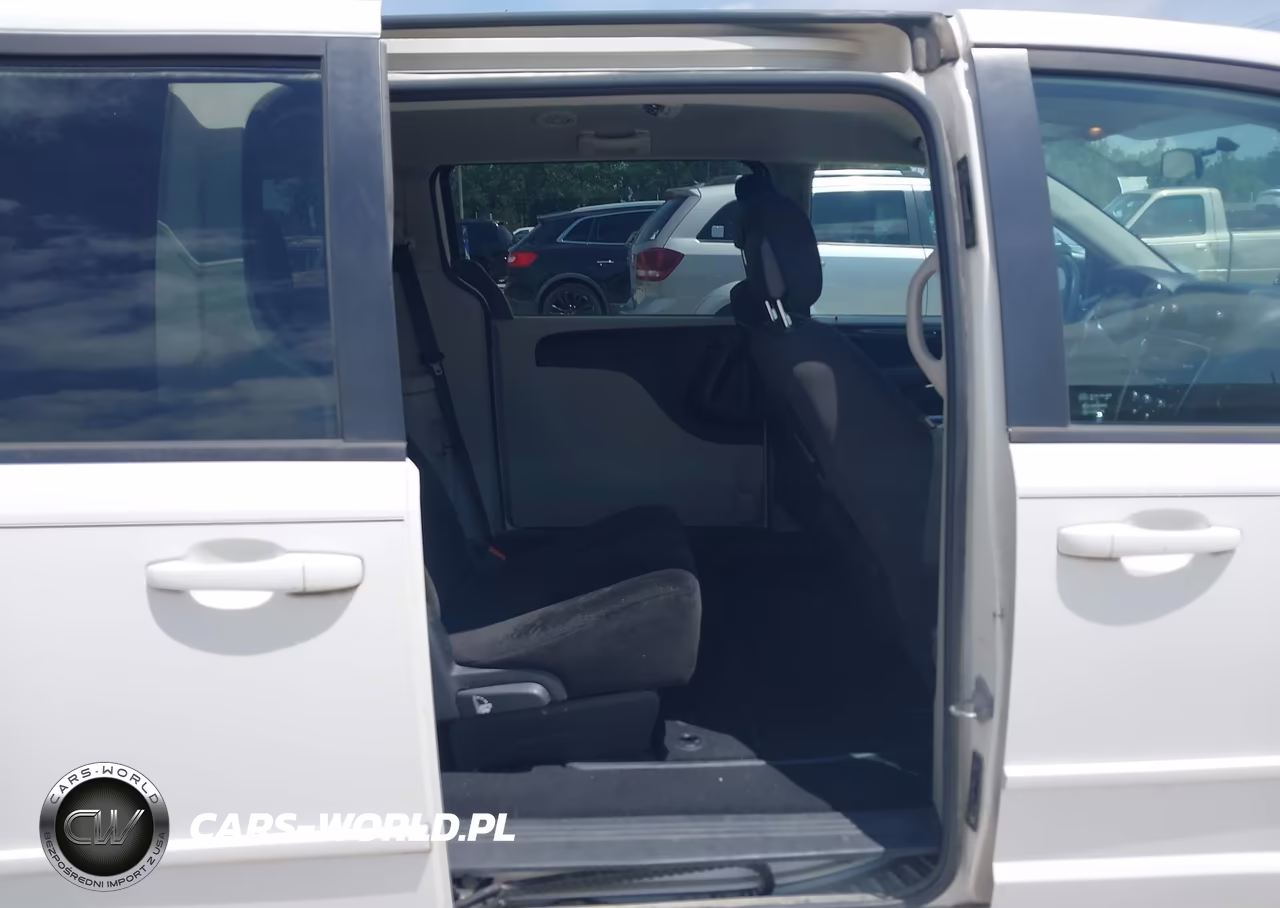 2013 Dodge Grand Caravan Sxt VIN:2C4RDGCG0DR520448 - 8