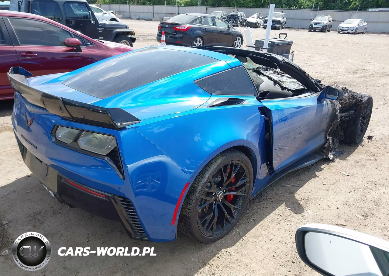 2015 Chevrolet Corvette Z06 VIN:1G1YT2D62F5603640 - 4