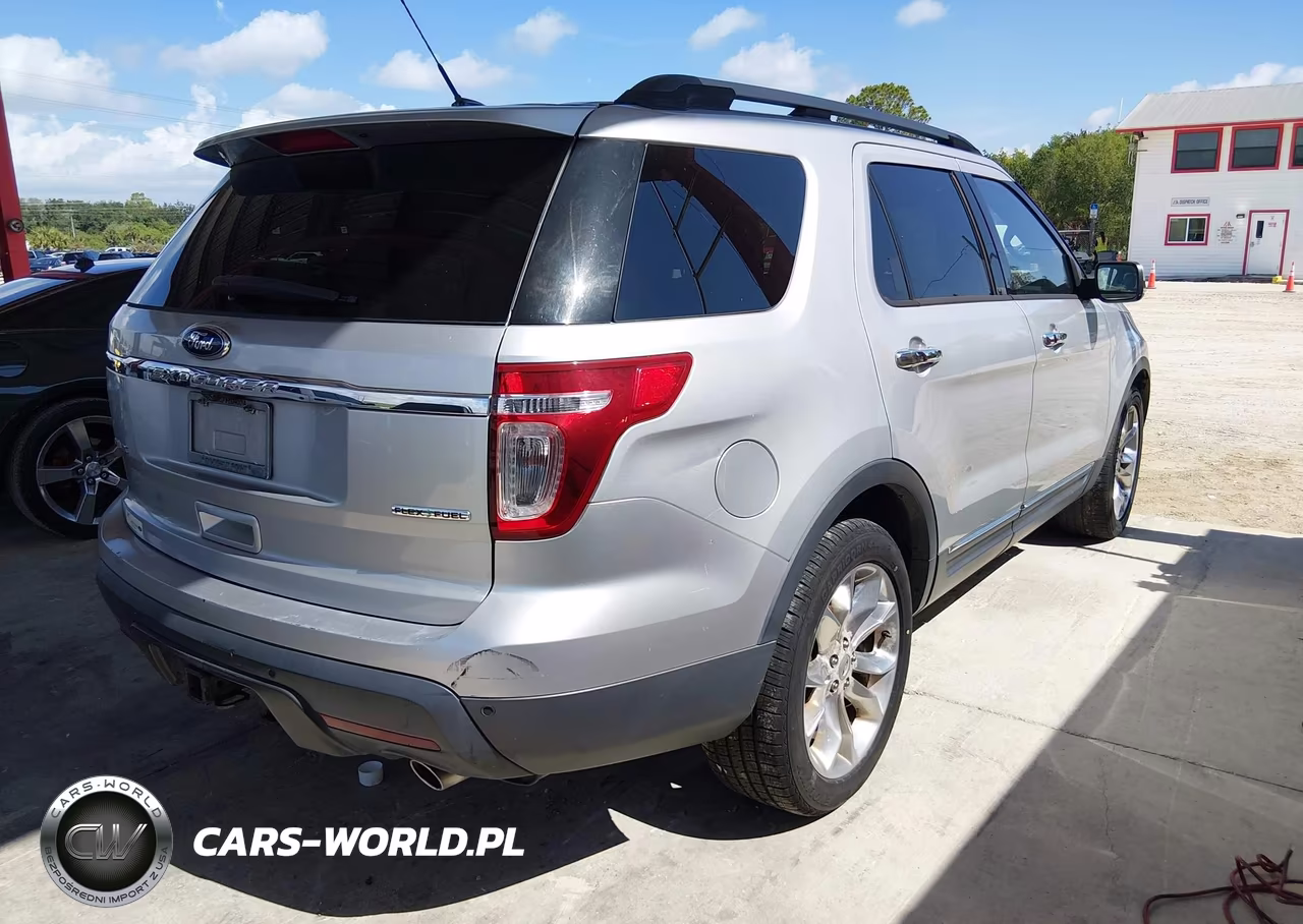 2014 Ford Explorer Limited VIN:1FM5K7F87EGB40689 - 4