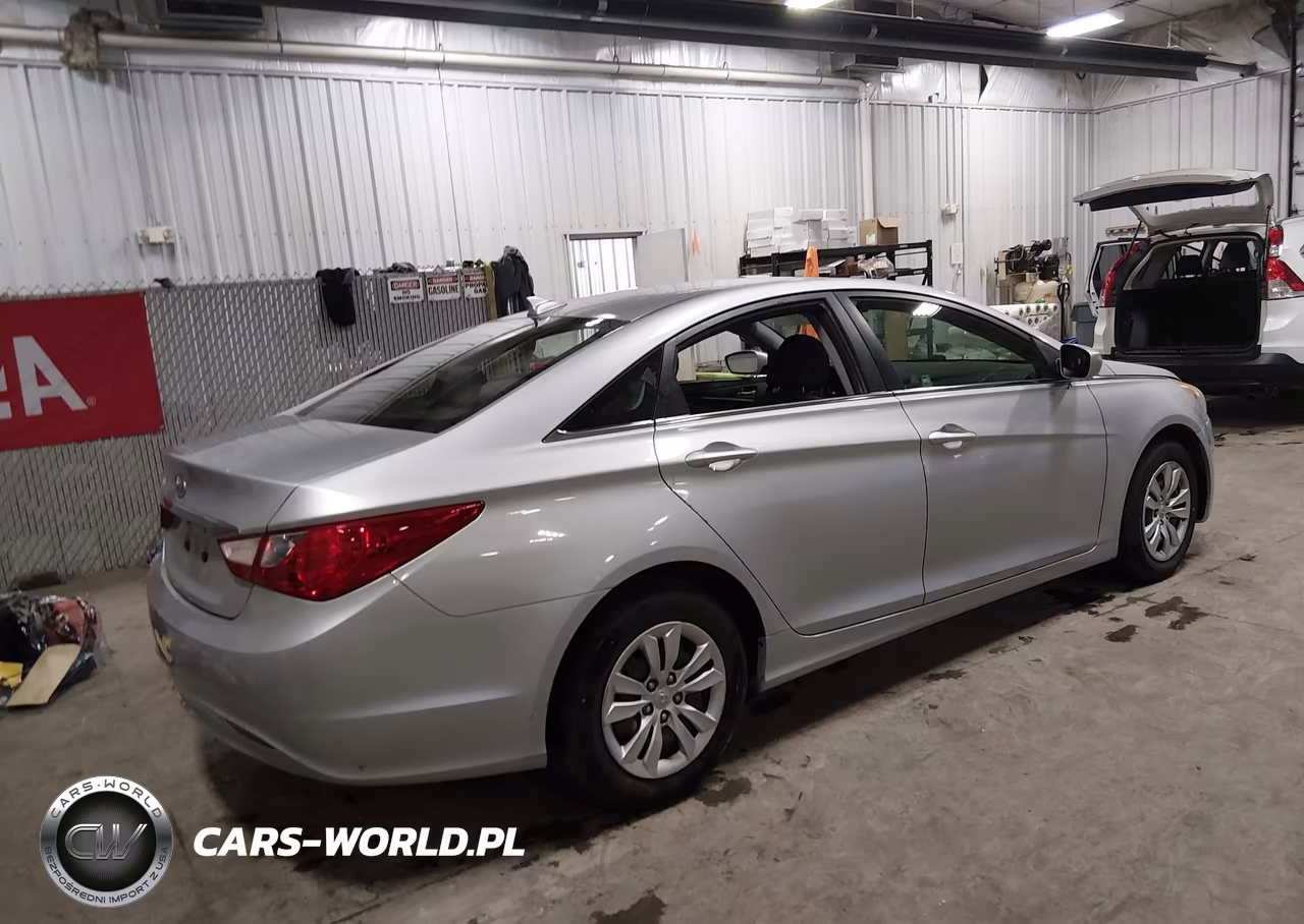 2012 Hyundai Sonata Gls VIN:5NPEB4AC5CH318316 - 4