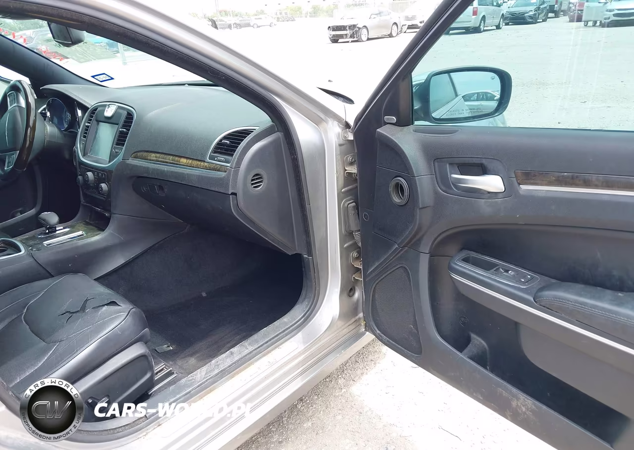 2013 Chrysler 300C VIN:2C3CCAEG7DH660798 - 5