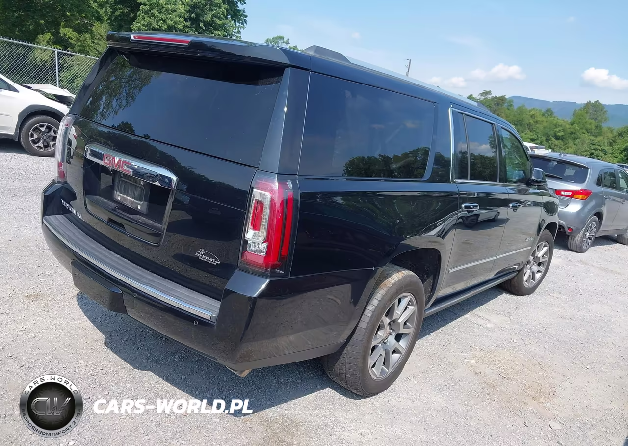 2015 GMC Yukon Xl 1500 Denali VIN:1GKS2JKJ9FR632101 - 4