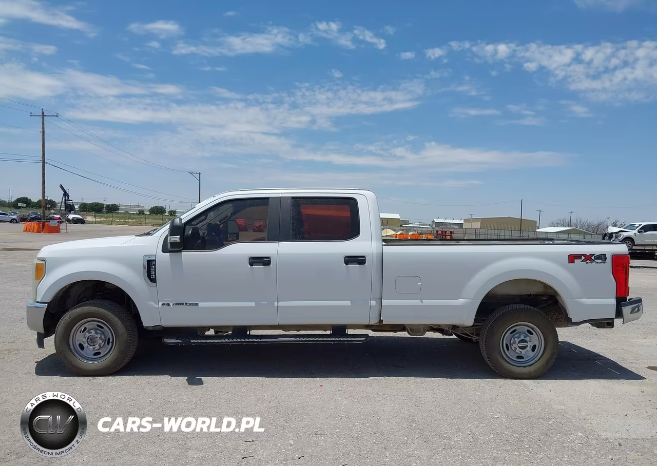 2017 Ford F-250 King Ranch-Lariat-Platinum-Xl-Xlt VIN:1FT7W2BT8HEC66851 - 16