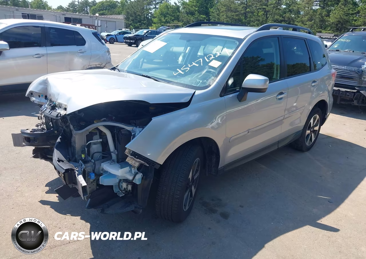 2018 Subaru Forester 2.5I Premium VIN:JF2SJAECXJH457417 - 2