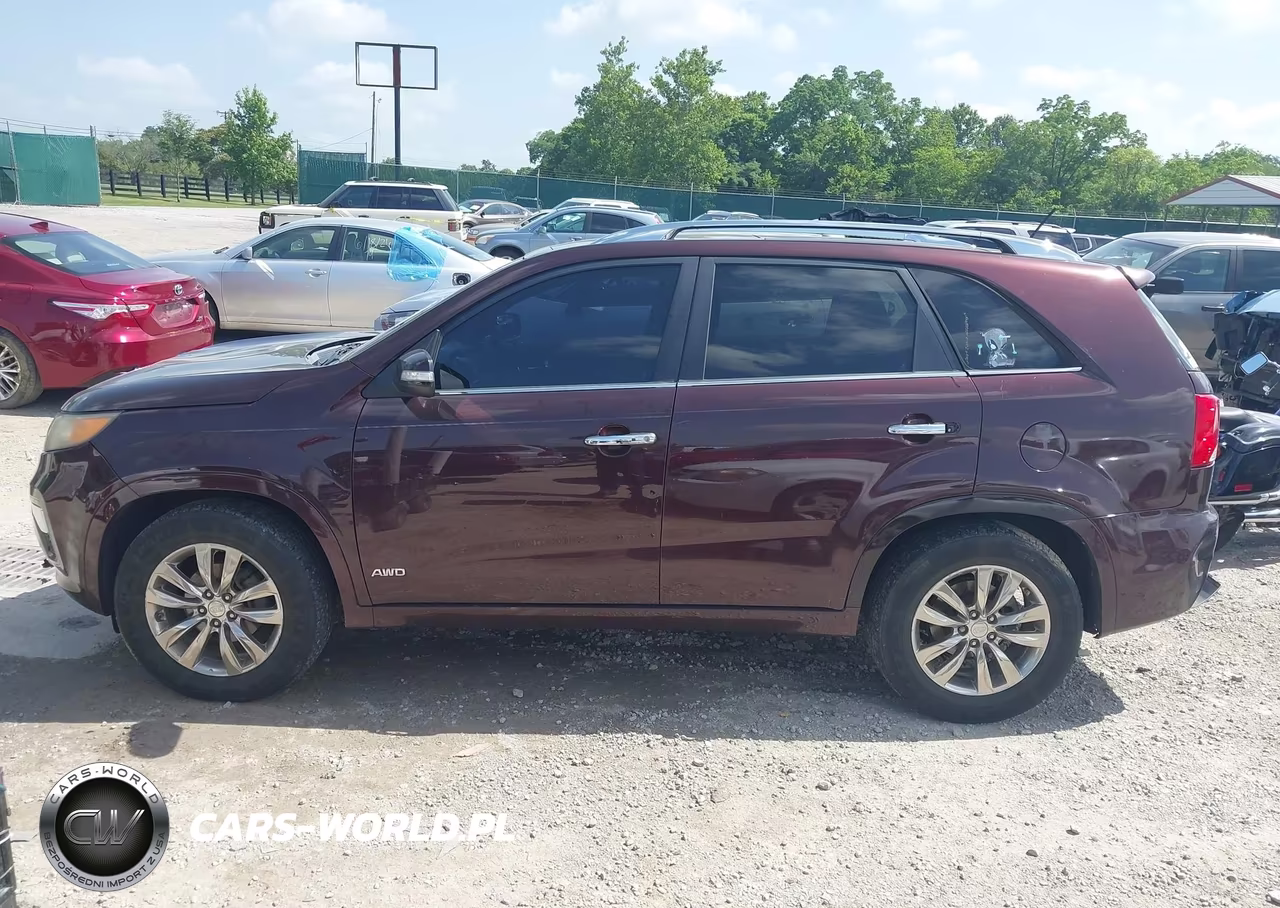 2011 Kia Sorento Sx V6 VIN:5XYKWDA22BG136173 - 14
