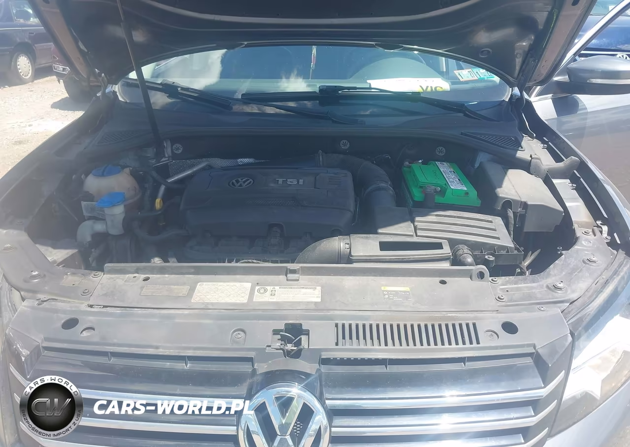 2015 Volkswagen Passat 1.8T Se VIN:1VWBT7A38FC033995 - 10
