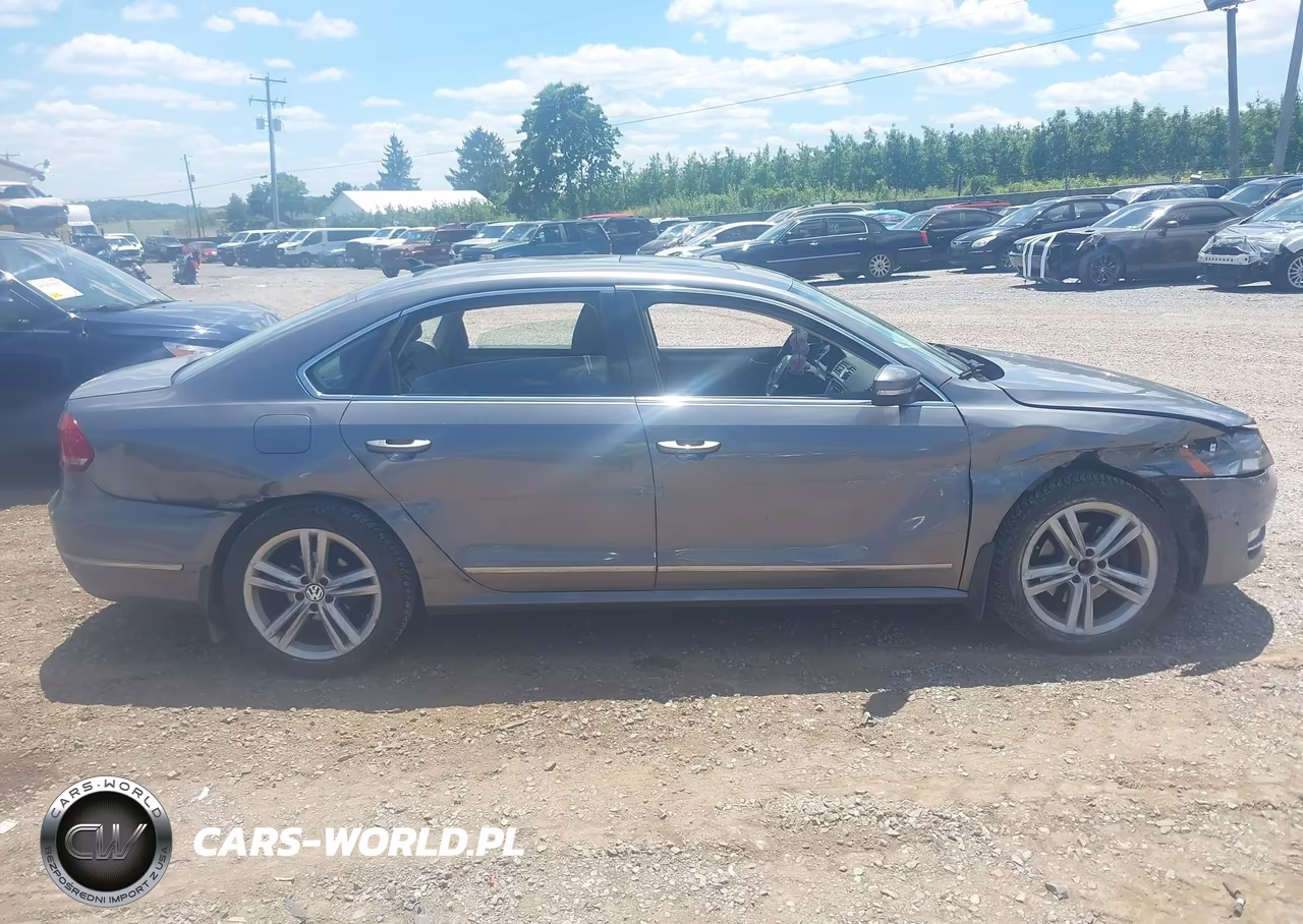 2015 Volkswagen Passat 1.8T Se VIN:1VWBT7A38FC033995 - 13