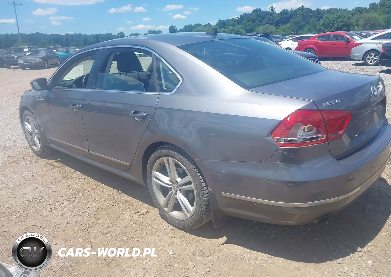 2015 Volkswagen Passat 1.8T Se VIN:1VWBT7A38FC033995 - 3